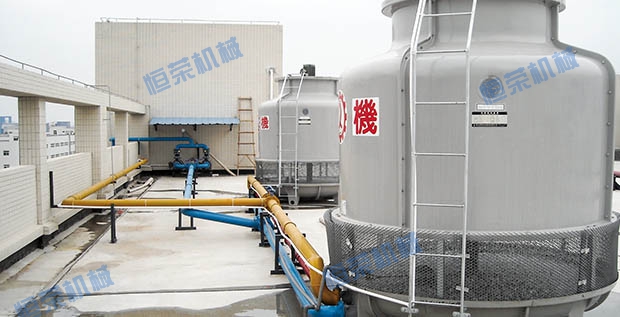 Central feed system case