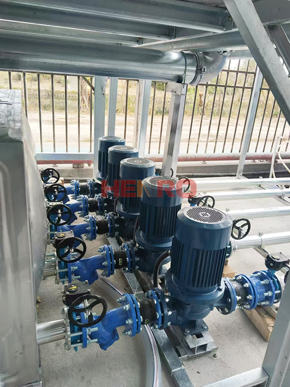 人工投料和集中供料系統的優(yōu)勢對比